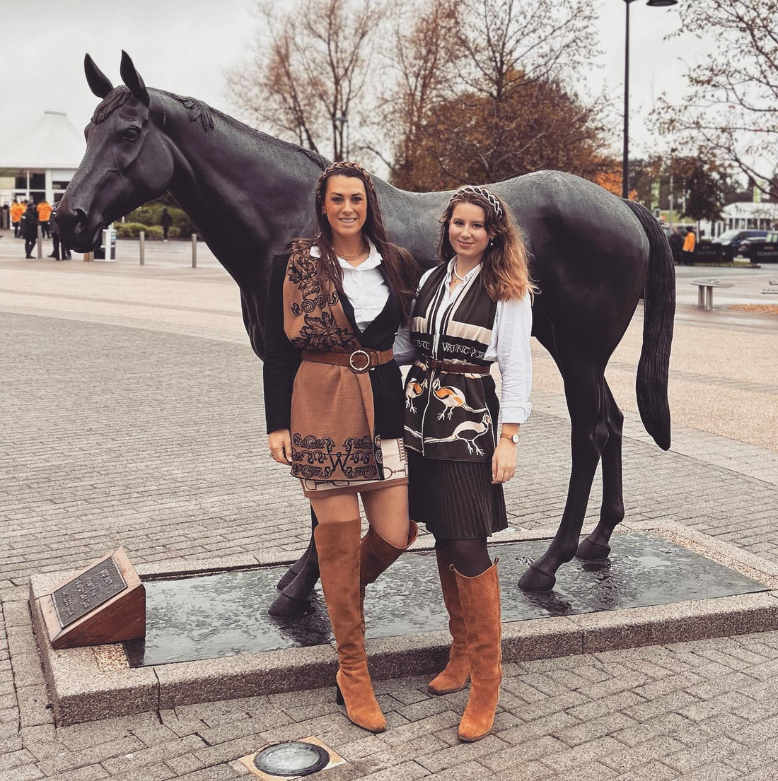 Waring Brooke Knits a Tale of Elegance at Cheltenham November 2023