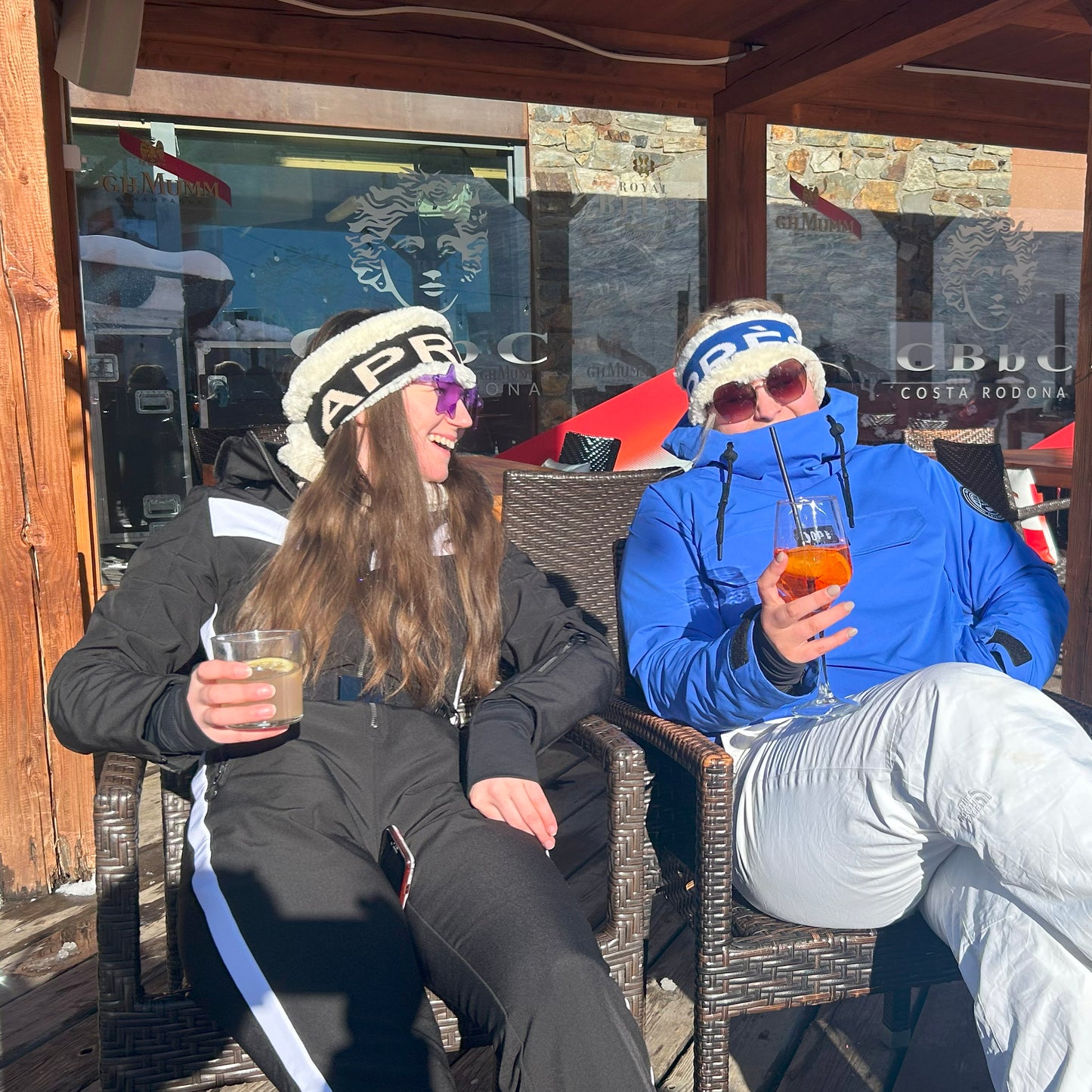 Après Luxe Snood Red