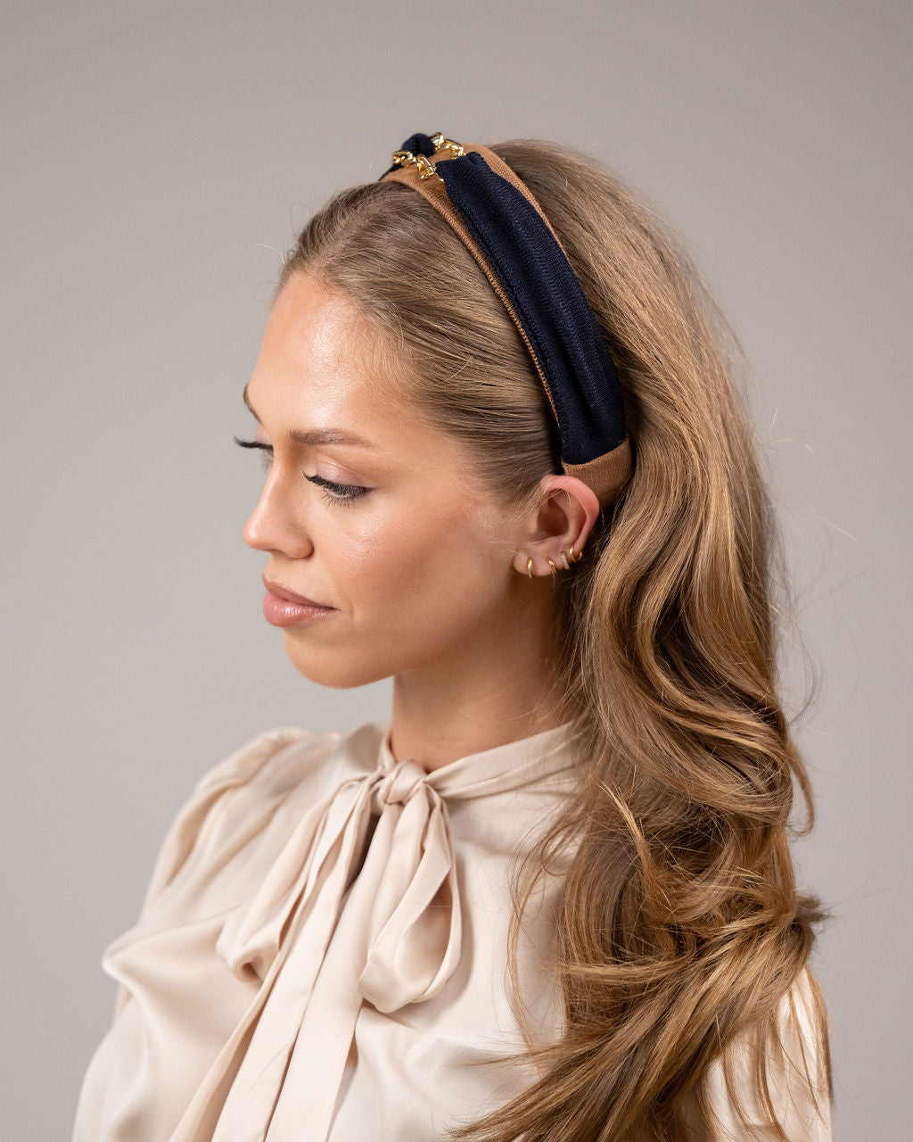 Loop Chain Hairband Navy/Tan