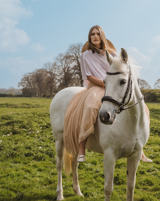 OUTLET: Nottingham Lace Poncho Pink