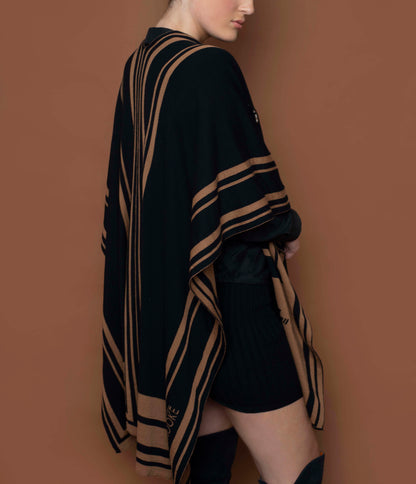 Dark Horse Wrap