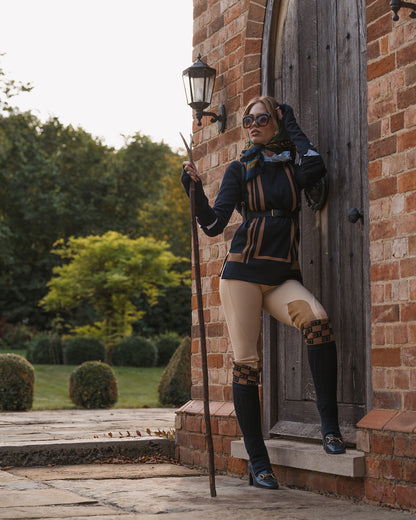 Baroque Pull Over
