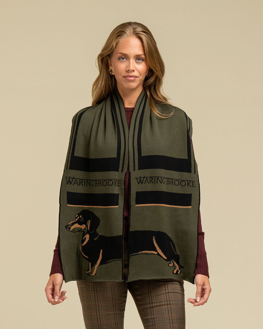 NEW IN: Signature Heads and Tails Scarf Black