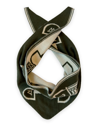 NEW IN: Triangle Snaffle Scarf Olive