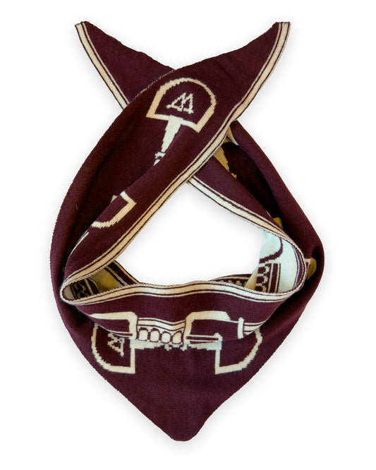 NEW IN: Triangle Snaffle Scarf Plum
