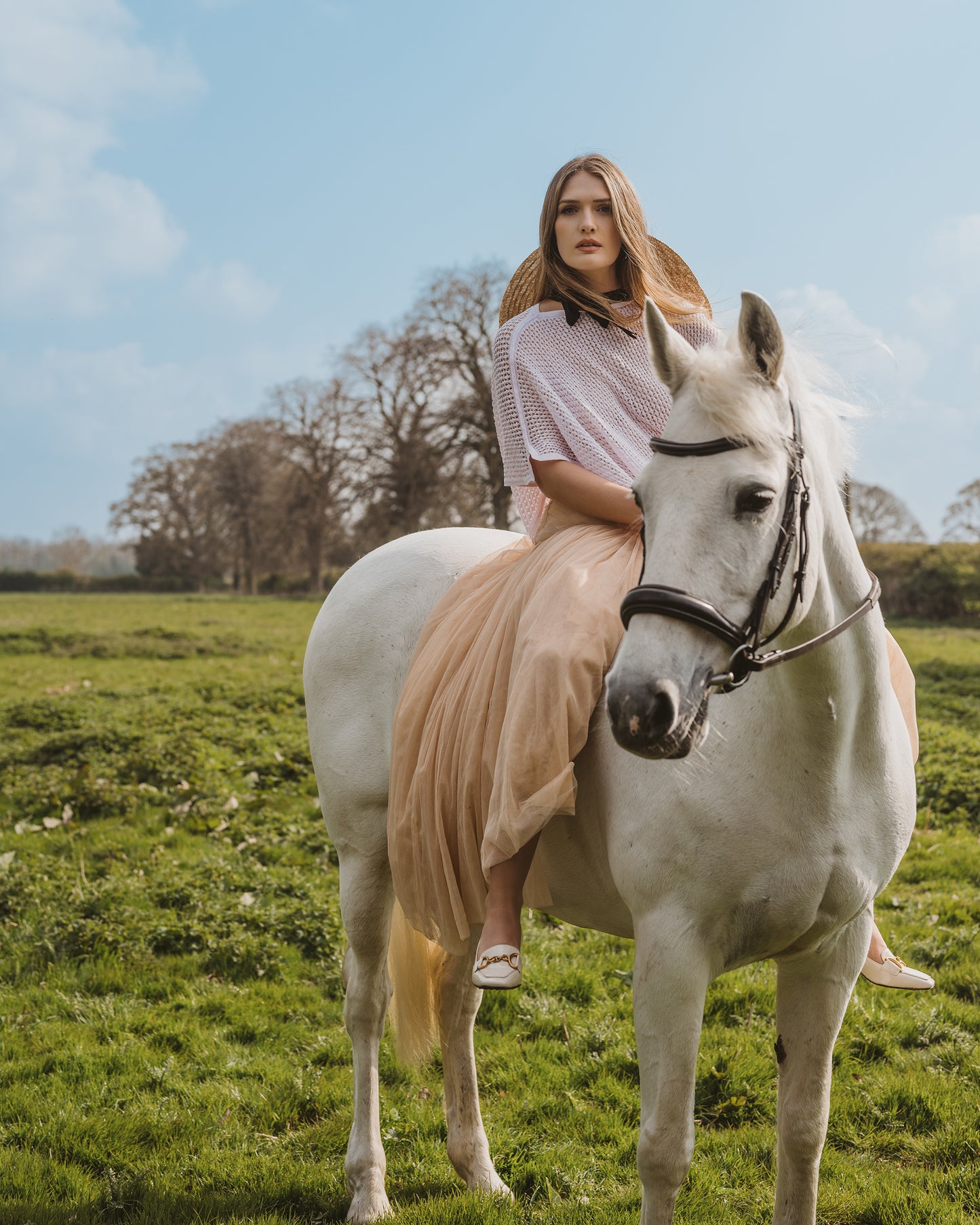 Nottingham Lace Poncho White