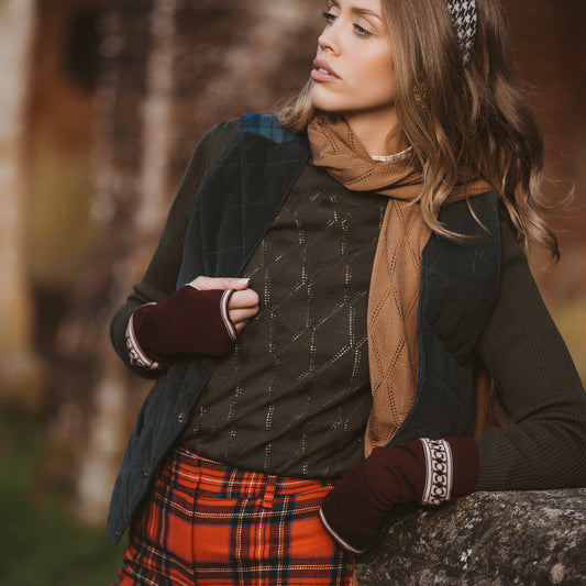 Snaffle Short Handwarmers Navy/Tan